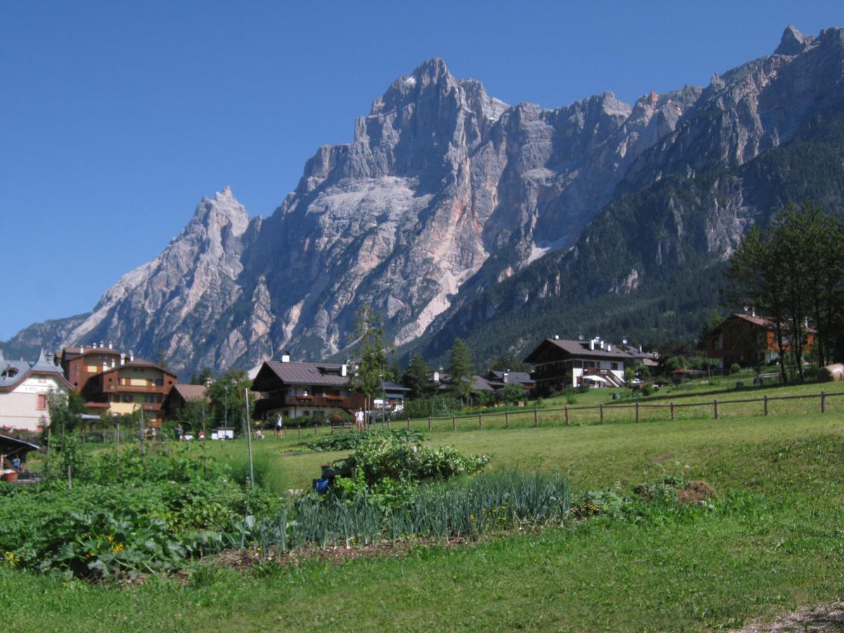 Hotel Albergo Dolomiti San Vito di Cadore Exterior foto